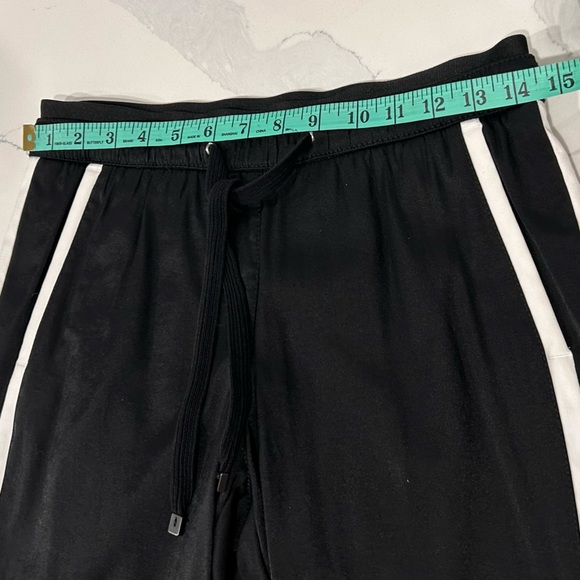 Marc Cain Joggers - Picture 15 of 16